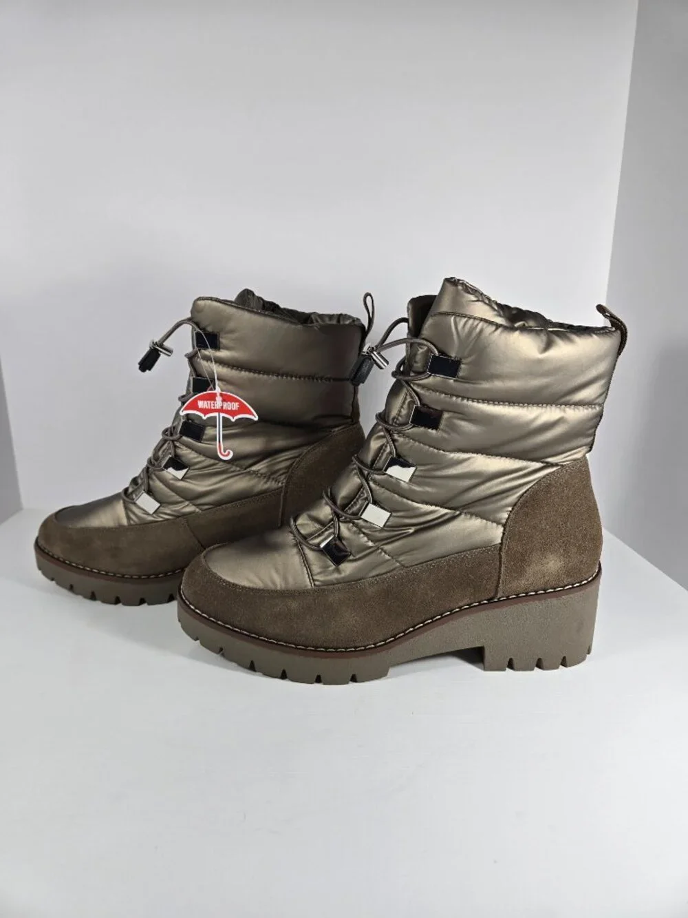 Blondo Daylor Waterproof Puffer Ankle Boots NWT Taupe Nylon